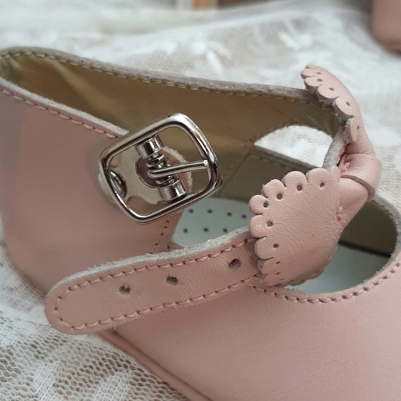 Pink bow baby shoes Buckle my Shoe - Picture 9 of 11